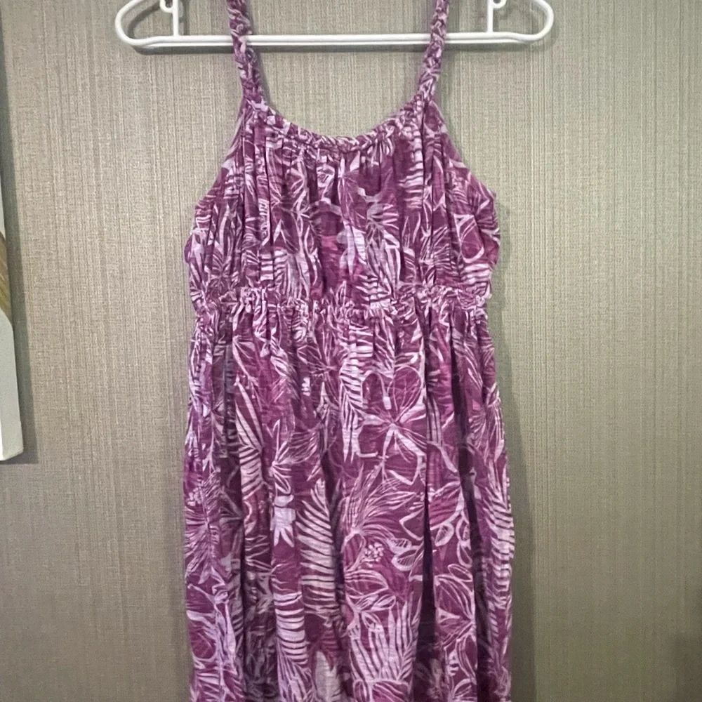 Tank Top - Picture 2 of 6